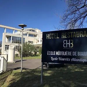 Hotel Atlantique - Lycée Hotelier - Management School, Biarritz